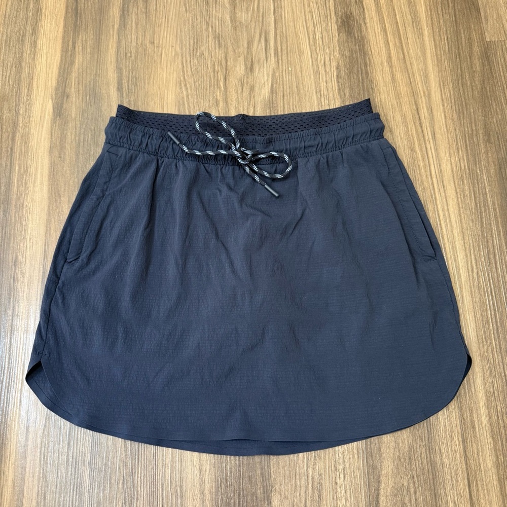 Athleta Crest Skort Navy Womens Size 0‎ Preppy Tennis Prep Uniform